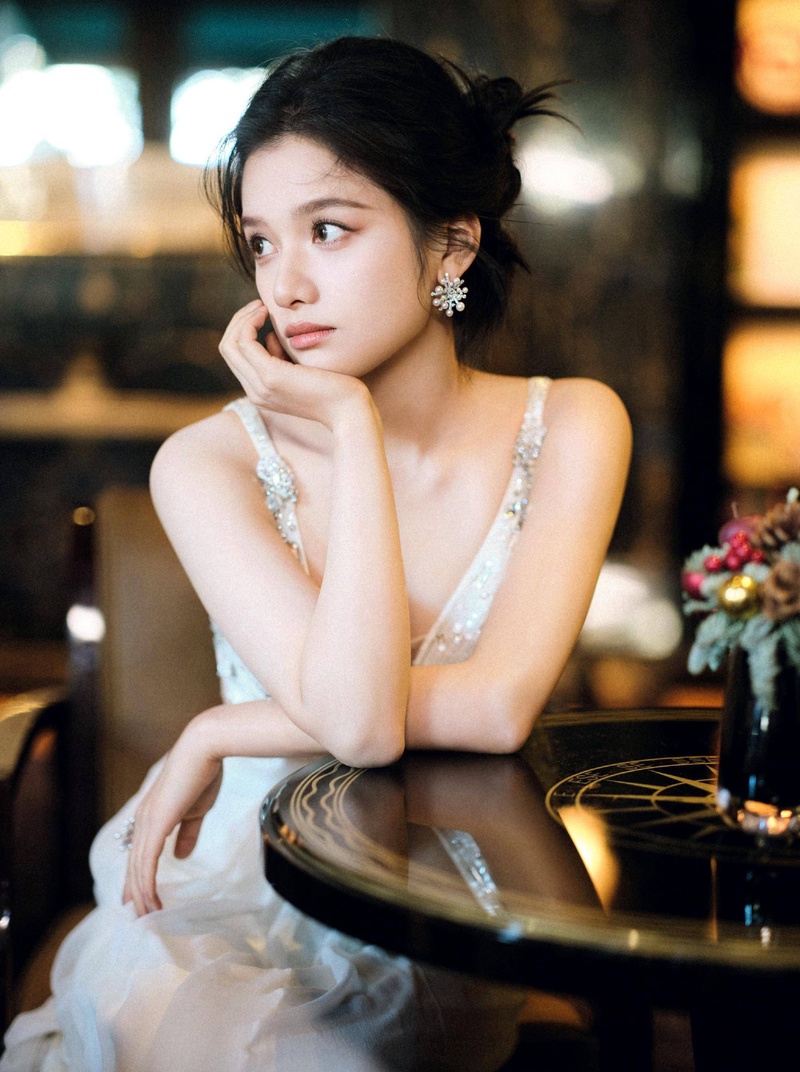 张婧仪